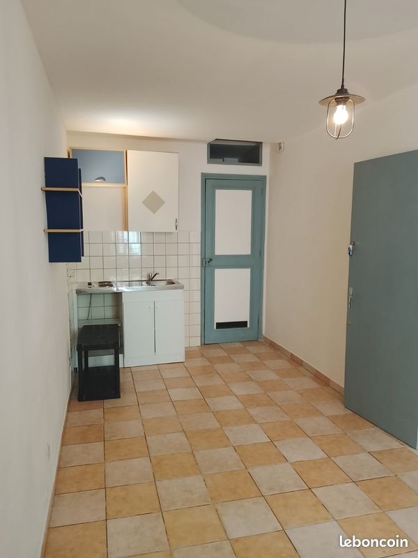 Appartement 1 pièce 18 m² · à Carcassonne · 18 m² · 350 €/mois