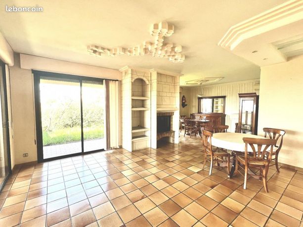 Maison 6 pièces 140 m²