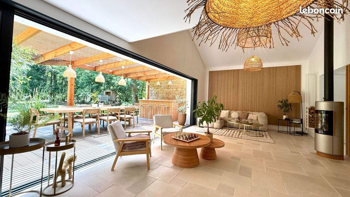 Maison 7 pièces 165 m² · à Soullans · 165 m² · 552 900 €