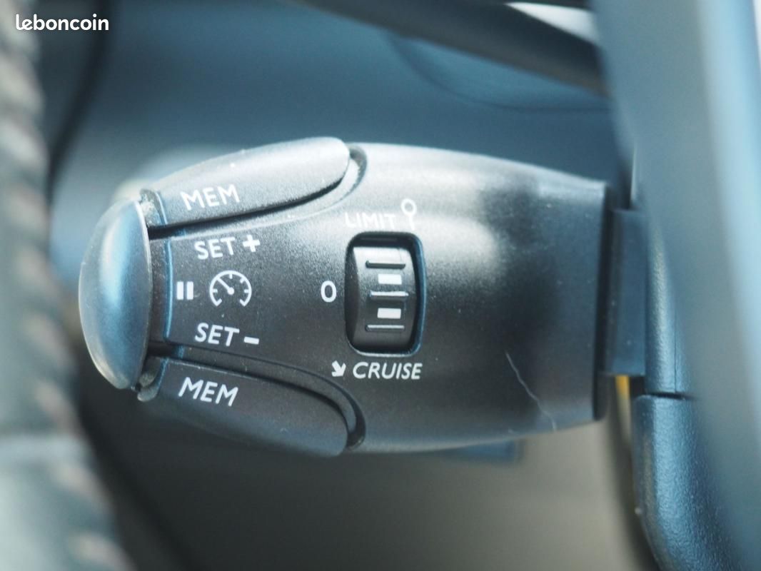Peugeot Rifter BlueHDi 130 S&S Active (image 19)