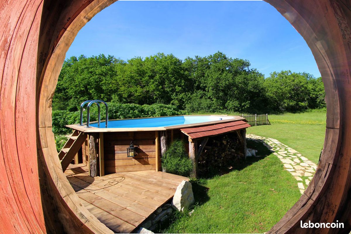 Gîte insolite Maison Hobbit Piscine privée SPA Hammam (image 3)