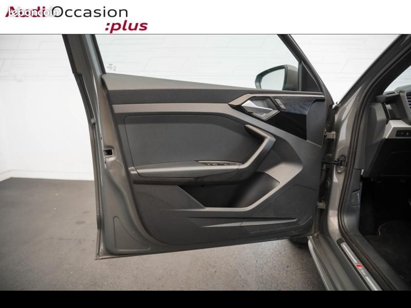 Audi A1 Sportback 30 TFSI 110ch S line S tronic 7 (image 16)