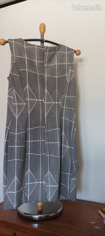 Robe d'été "Marciano Guess" (image 2)
