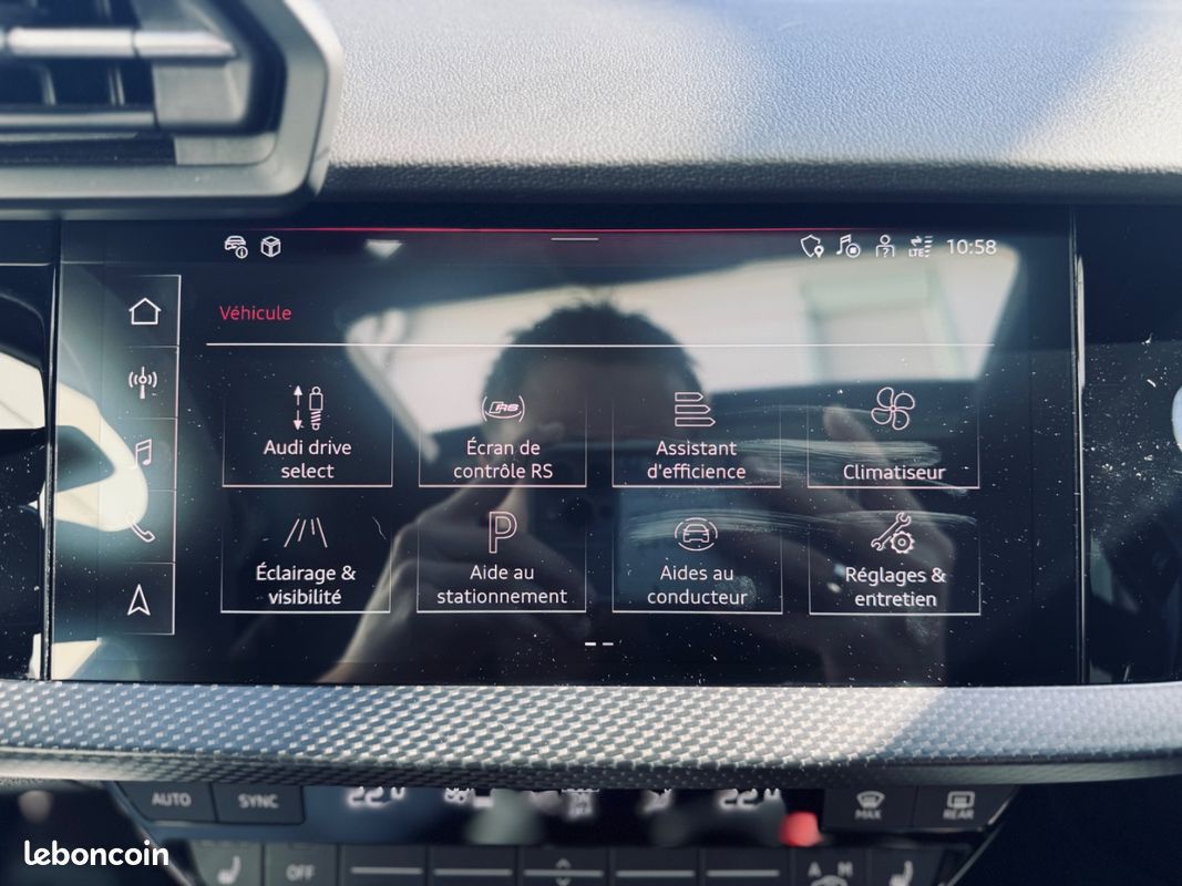 Audi RS 3 PERFORMANCE EDITION 2.5 TFSI 407 CV 1 OF 300 + TOIT OUVRANT + B&O + FREINS CERAMIQUE + GARANTIE 12 MOIS (image 42)