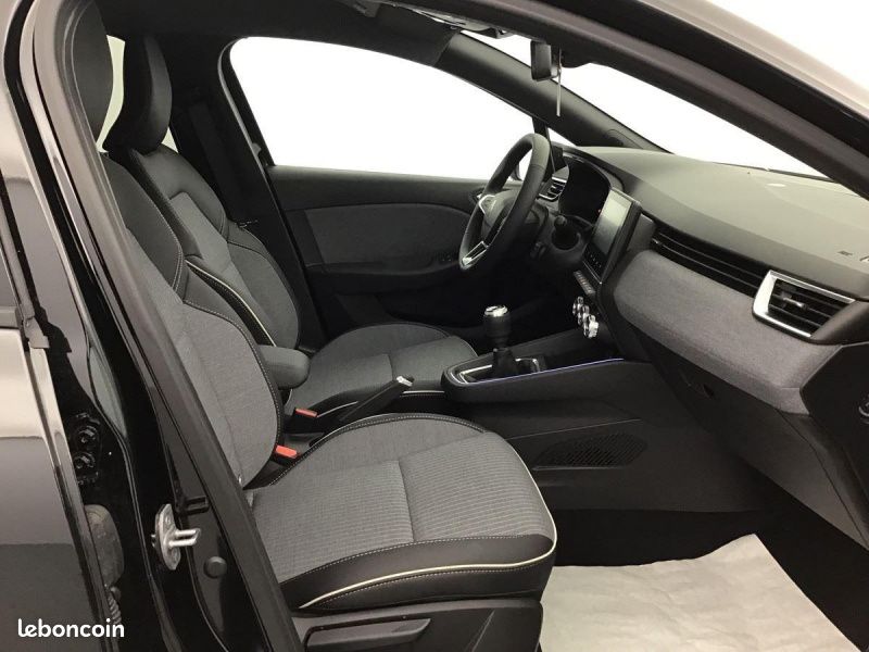 Renault Clio 5 Techno 1.0 TCE 90 (image 6)