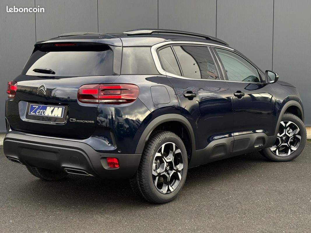 CITROEN C5 AIRCROSS 1.5 BlueHDI 130 EAT8 Max avec Hayon electrique et Ambiance Urban Black (image 18)
