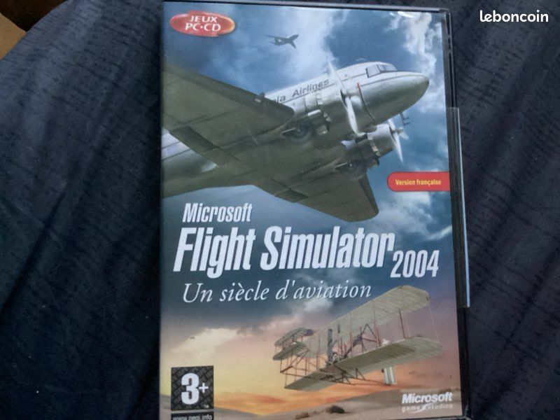 Microsoft Flight Simulator 2004: A Century of Flight cover or packaging material - MobyGames