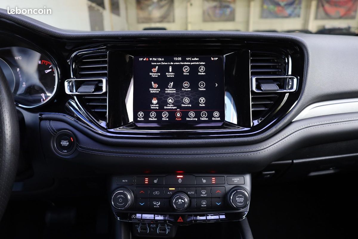 Dodge DURANGO SXT Plus AWD V6 3.6 309 ch – 7 places – Caméra – Attelage – R20 (image 12)