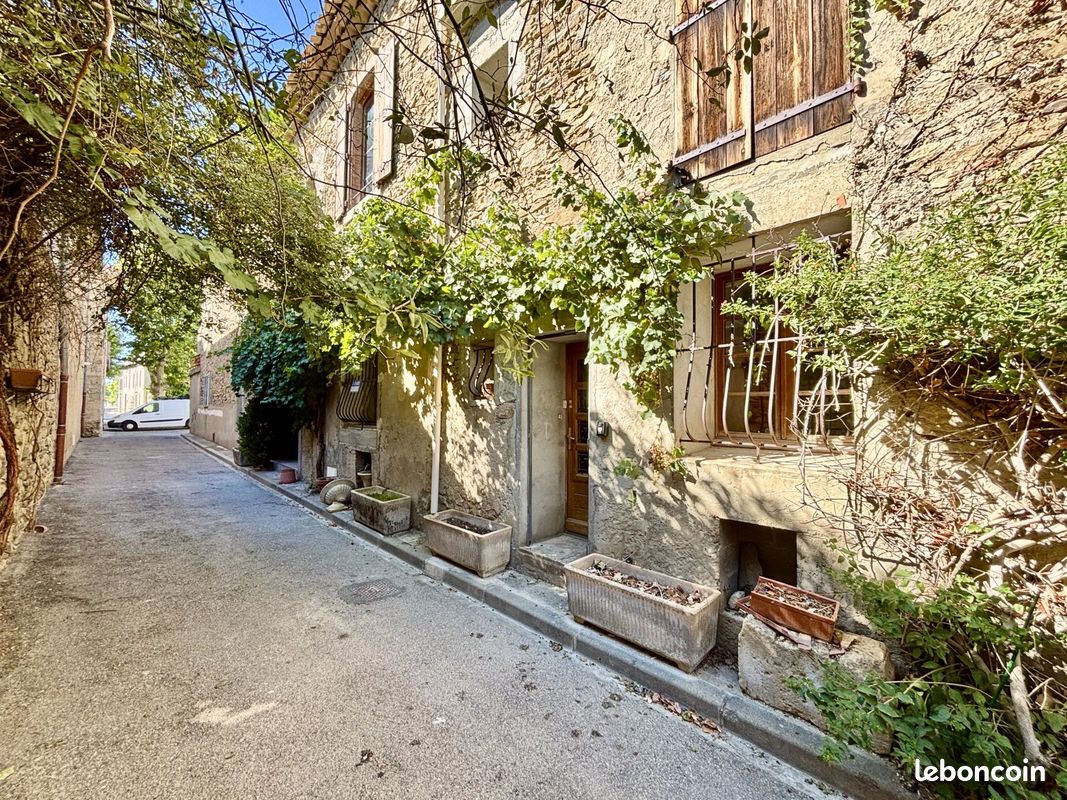 Maison 8 pièces 191 m² · à Pépieux · 191 m² · 160 000 €
