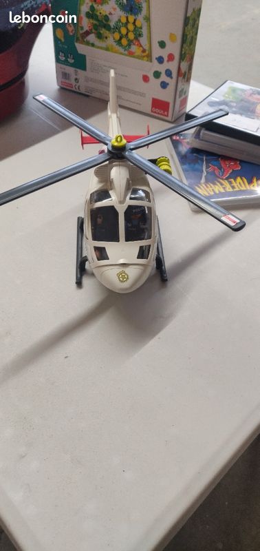 Hélicoptère playmobil (image 1)