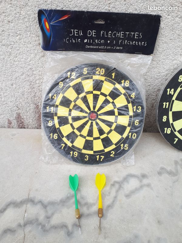 Cible Réversible Jaune/Noir 15 Cm Petit Format Voyage + 2 Fléchettes - Idéal Airsoft & Loisirs - Forest 22868
