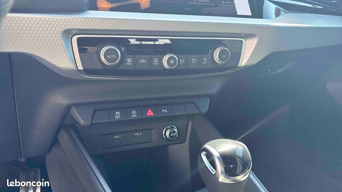 AUDI A1 Sportback 30 TFSI 116 ch S tronic 7 S Line (image 17)
