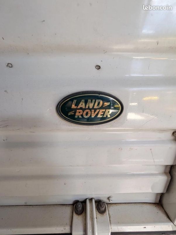 Land Rover Defender 110 Pick-Up 2.5 TD5 15P 122 Cv (image 24)