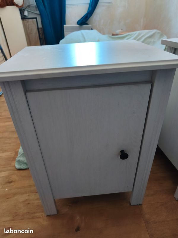 2 tables de chevet hemnes (image 1)