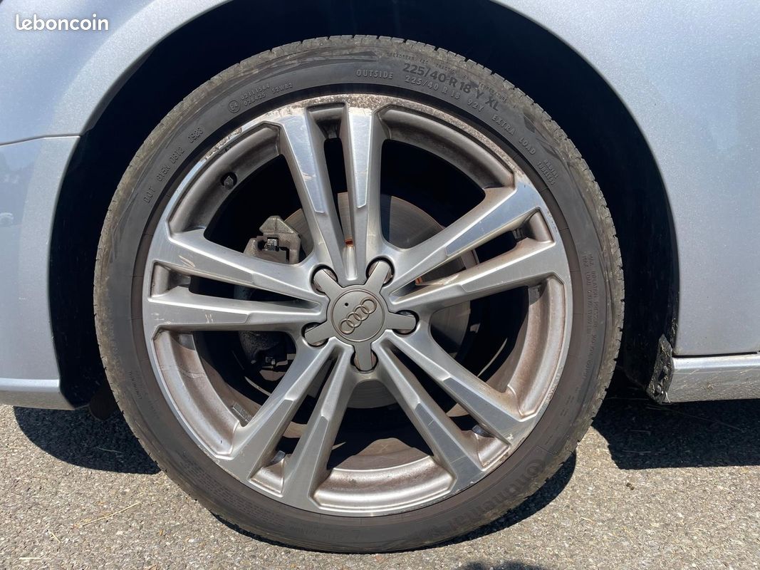 AUDI A3 SPORTBACK 35 TFSI CoD 150 S-tronic S-Line / Toit ouvrant (image 25)