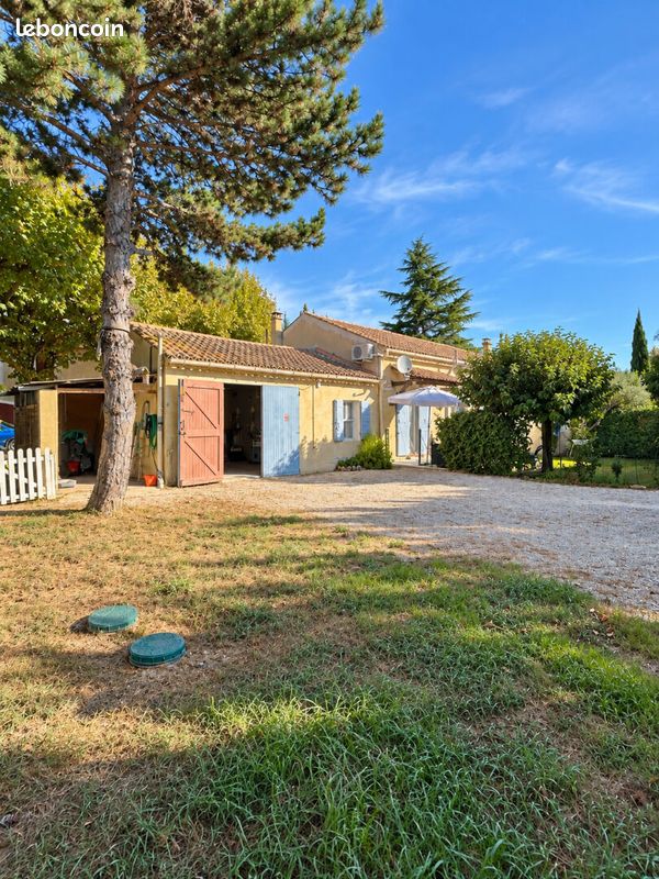 Maison 3 pièces 85 m² · à Sénas · 85 m² · 265 000 €