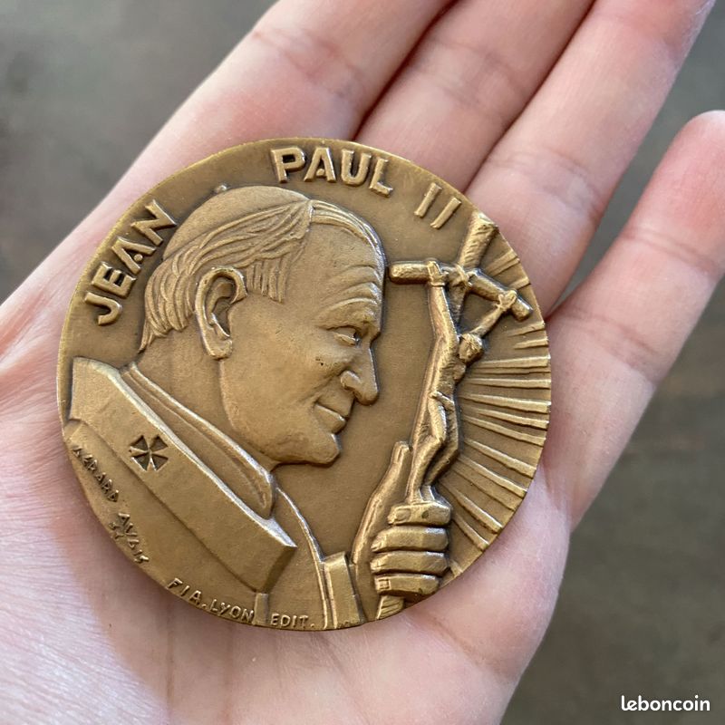 Ancienne médaille jean Paul II - France