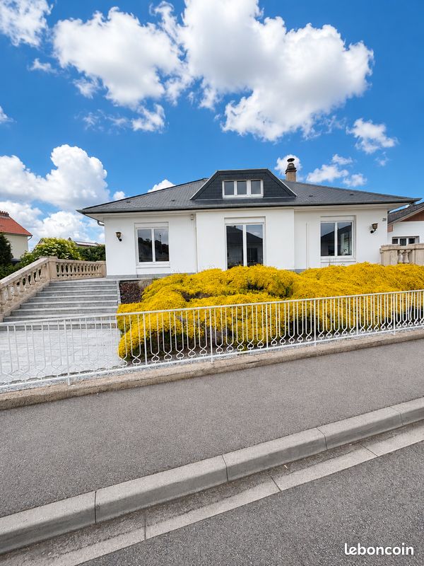 Maison 9 pièces 340 m² · à Thionville · 340 m² · 890 000 €