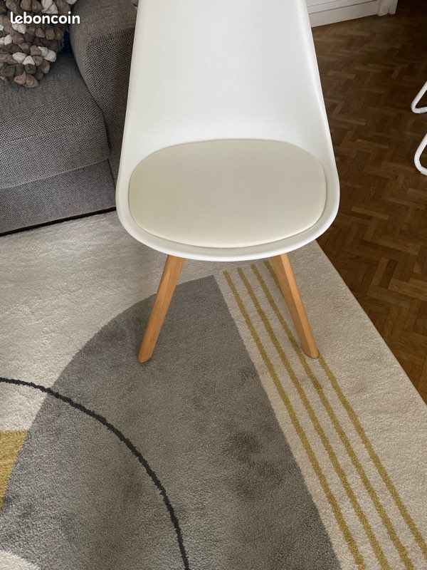 Chaises design scandinaves (image 2)