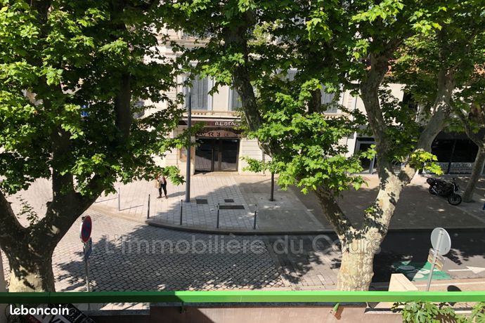 https://img.leboncoin.fr/api/v1/lbcpb1/images/d5/a6/37/d5a637acabb7c31f7b9e573c9f8ca5ea66fa3fd0.jpg?rule=ad-image