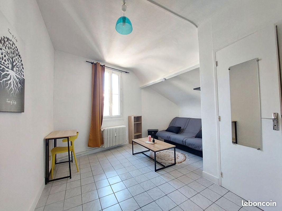 Appartement 1 pièce 15 m² · à Évreux · 15 m² · 426 €