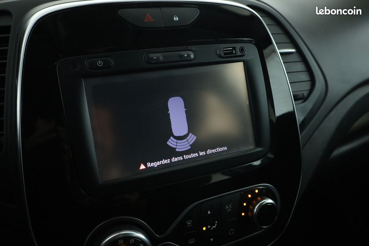 Renault Captur 0.9 TCe Energy Intens 90 ch (image 21)