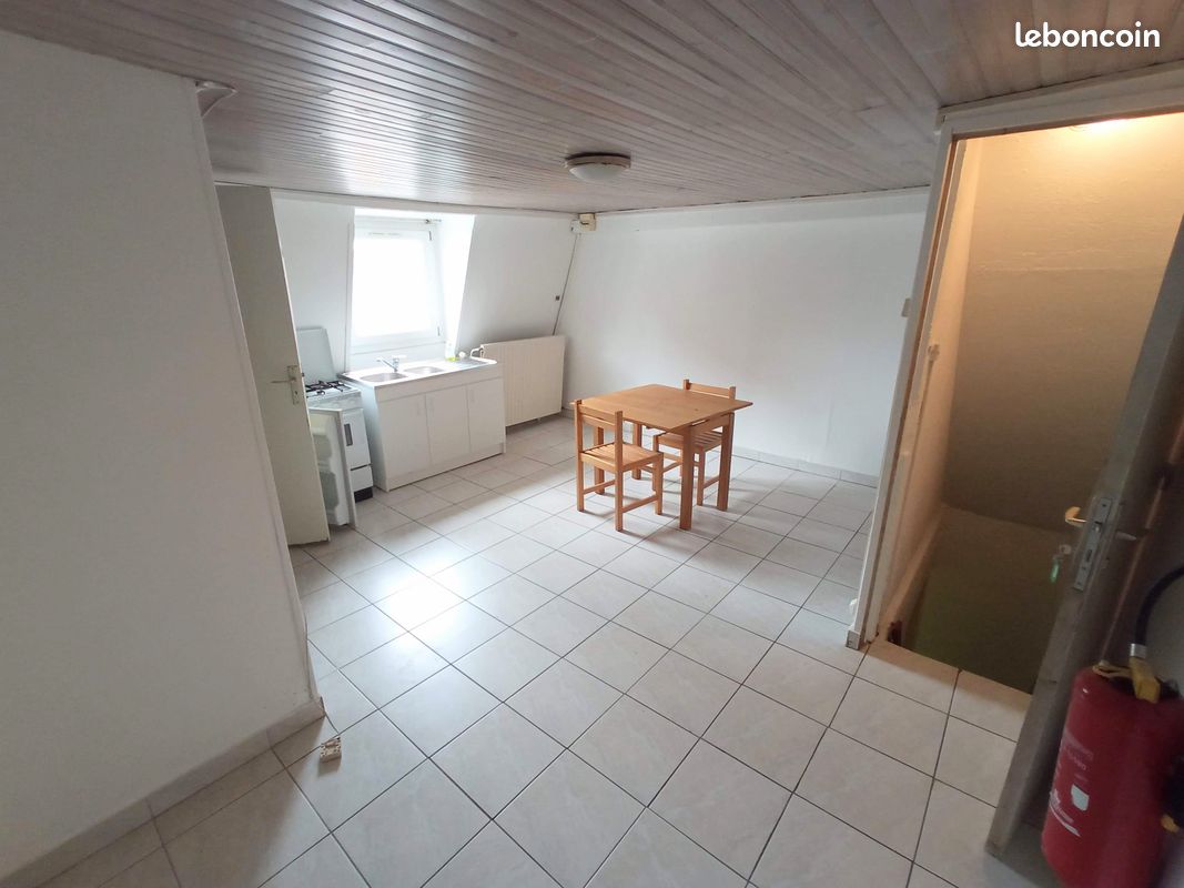 Appartement 1 pièce 17 m² · à Lille · 17 m² · 470 €