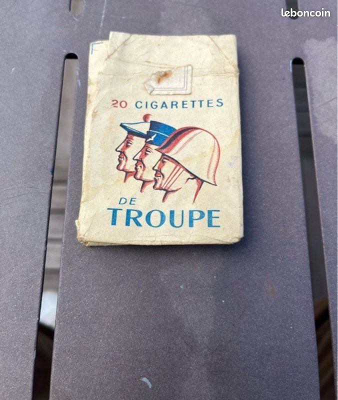 cigarette de troupe WWII Cigarettes, French Reproduction Paquet cigarette troupe