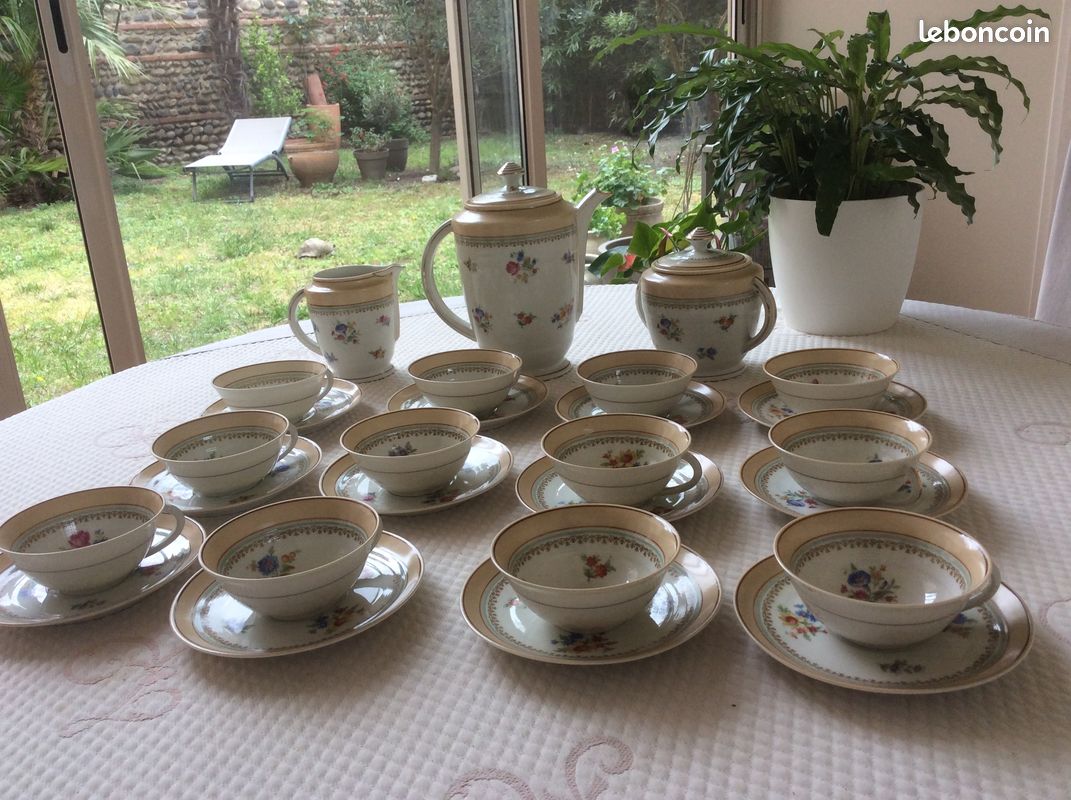 Service a thé porcelaine (image 1)