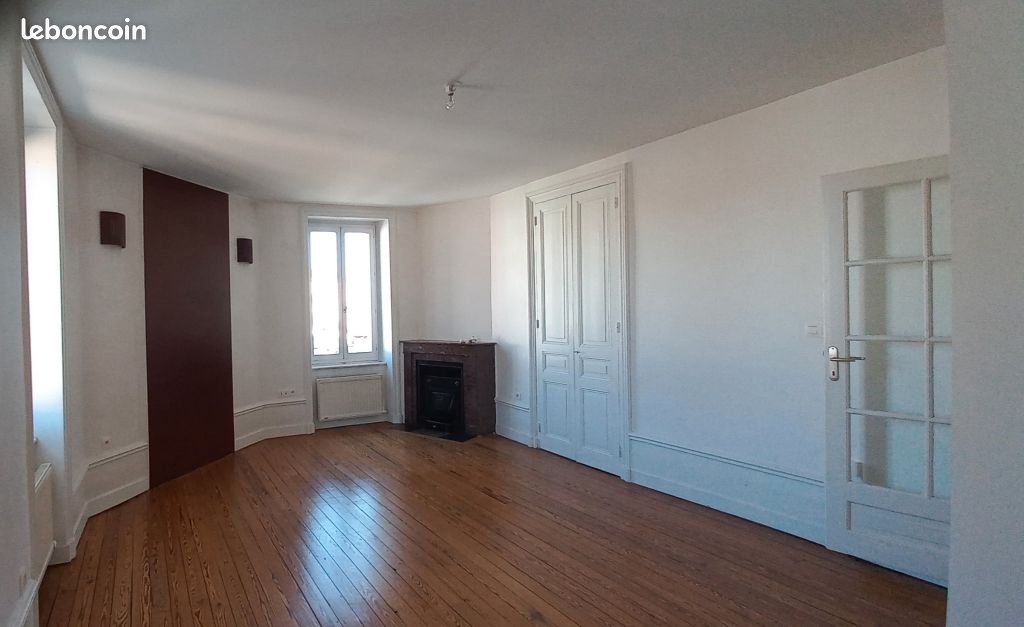Appartement 3 pièces 60 m² · à Chazelles-sur-Lyon · 60 m² · 487 €