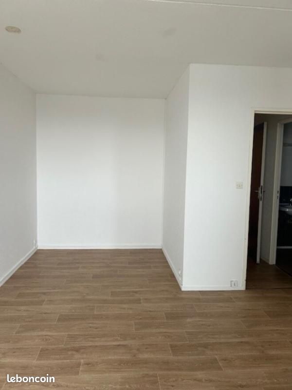 Appartement 1 pièce 30 m² · à Gradignan · 30 m² · 588 €