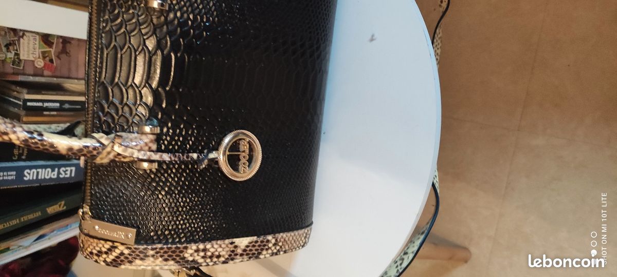 Saint valentin sac neuf cuir italien neuf (image 2)