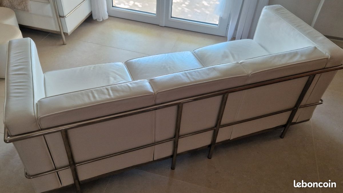 2 canapé cuir blanc LC2 le Corbusier (image 3)