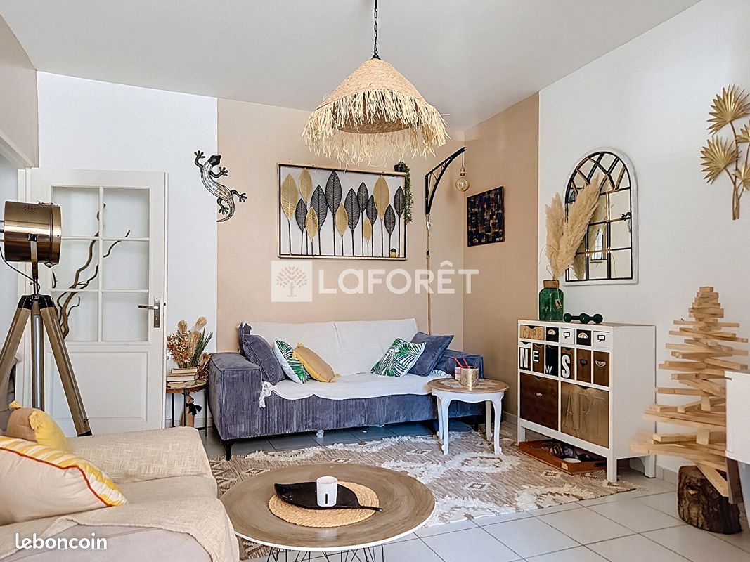 Appartement 3 pièces 74 m² · à Falaise · 74 m² · 680 €