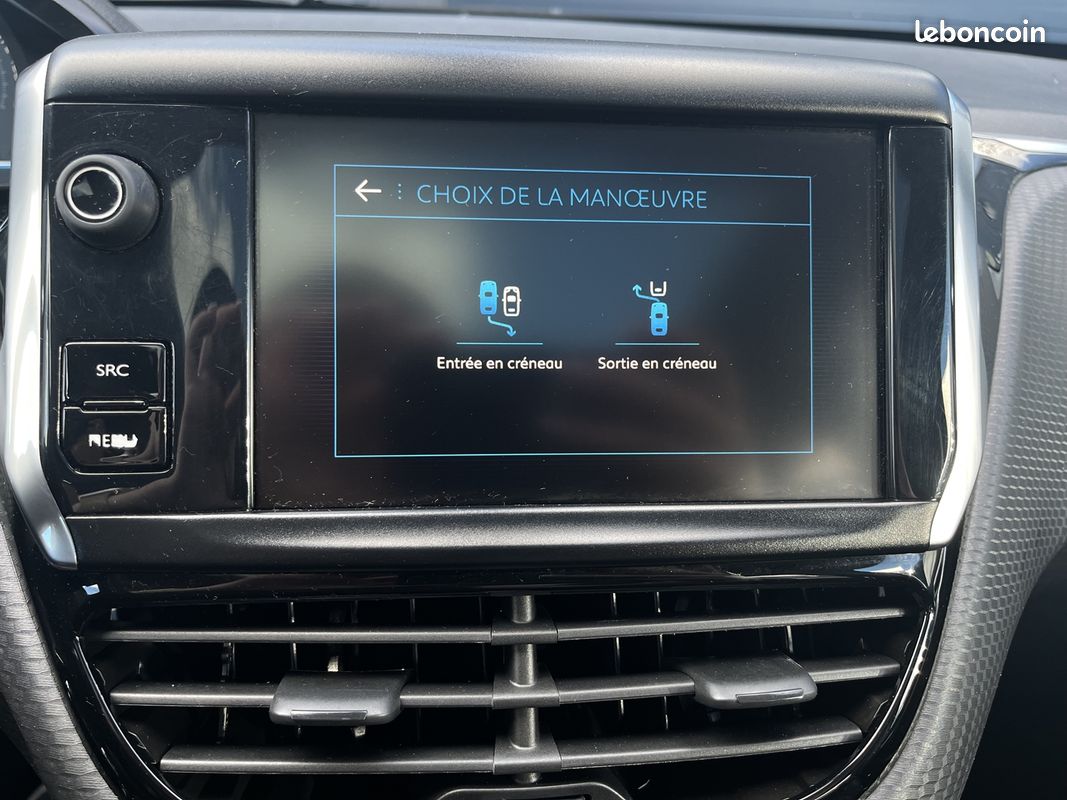 Peugeot 2008 1.6 BLUEHDI 120CH CROSSWAY S&S (image 19)