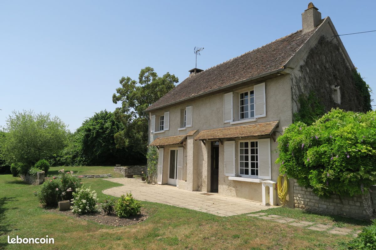 Maison 3 pièces 96 m² · à Bréval · 96 m² · 210 000 €