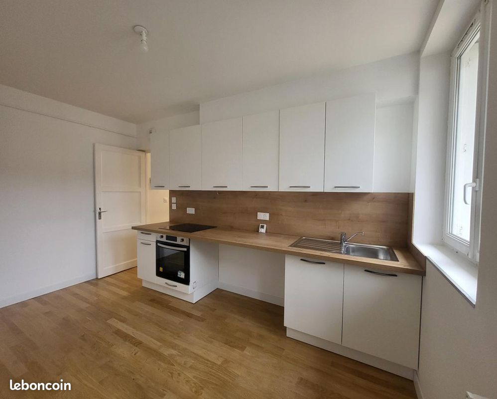 Appartement 57 m² · à Rives-en-Seine · 57 m² · 720 €