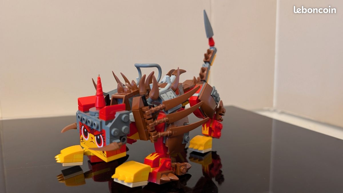 Lego 70827 ultrakatty et la guerrière Lucy Jeux Jouets