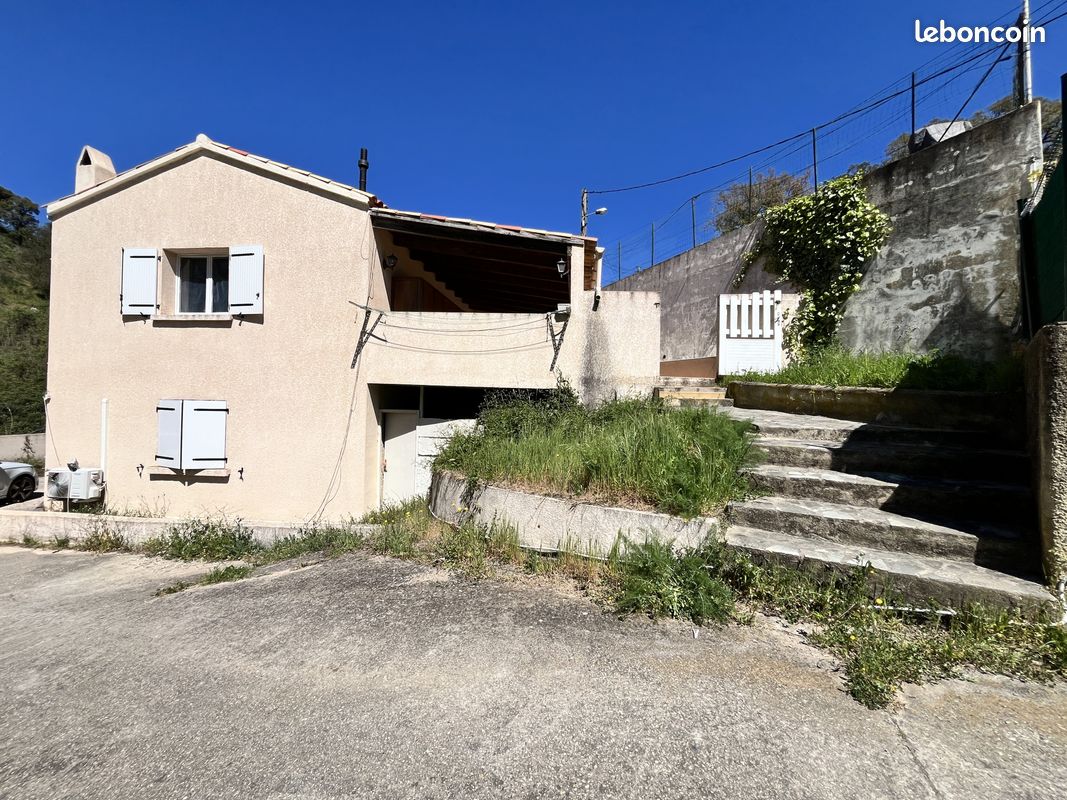 Maison 5 pièces 147 m² · à Afa · 147 m² · 410 000 €