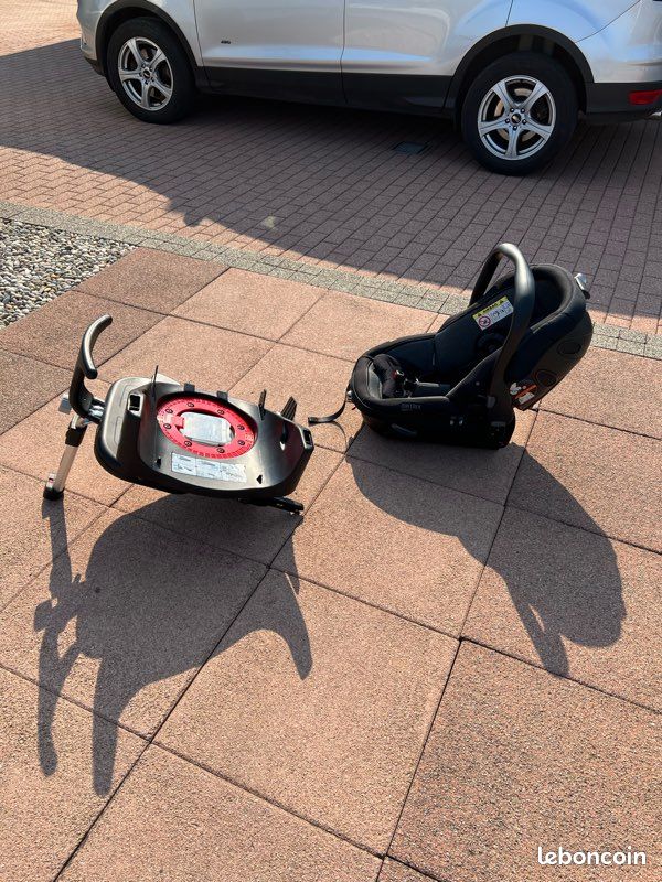 Trio poussette Jané + siège auto Isofix + chancelière et housse de pluie (image 3)