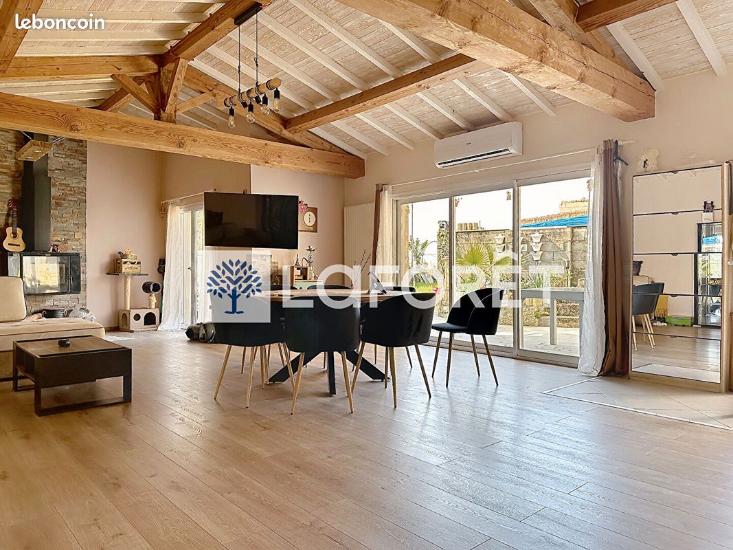 Maison 6 pièces 161 m² · à Airvault · 161 m² · 139 790 €