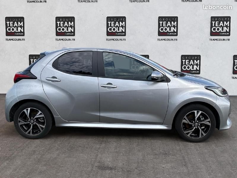 Toyota Yaris 116h Design 5p MC24 (image 6)