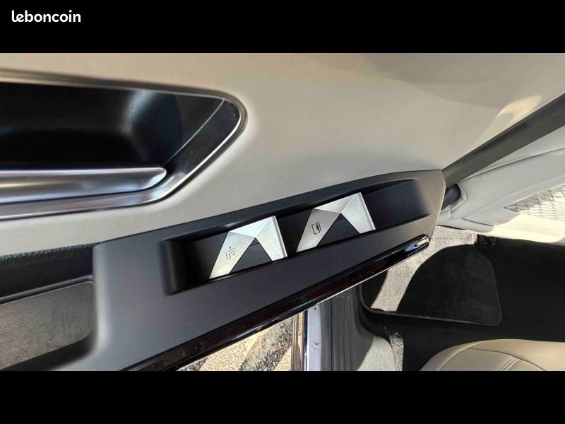 Ds DS 7 E-TENSE 4x4 300 Opera / TOIT OUVRANT / COFFRE ELEC / FOCAL (image 31)
