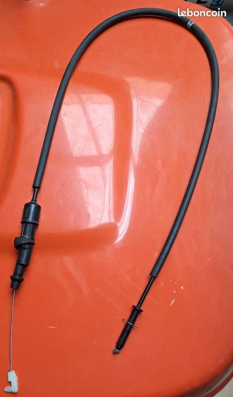 Cable d'accélérateur de citroen Saxo / Peugeot 106. Moteur essence TU. 1629F9 / 1629.F9 (image 1)