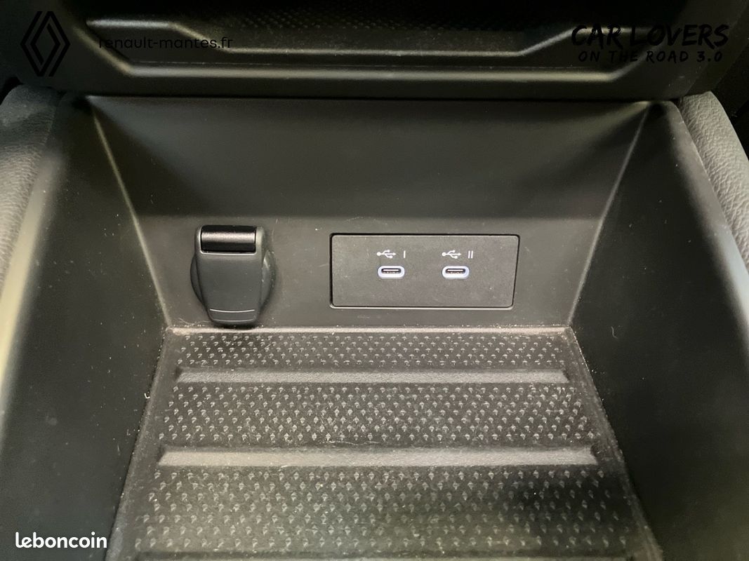 RENAULT Captur mild hybrid 160 EDC esprit Alpine (image 24)