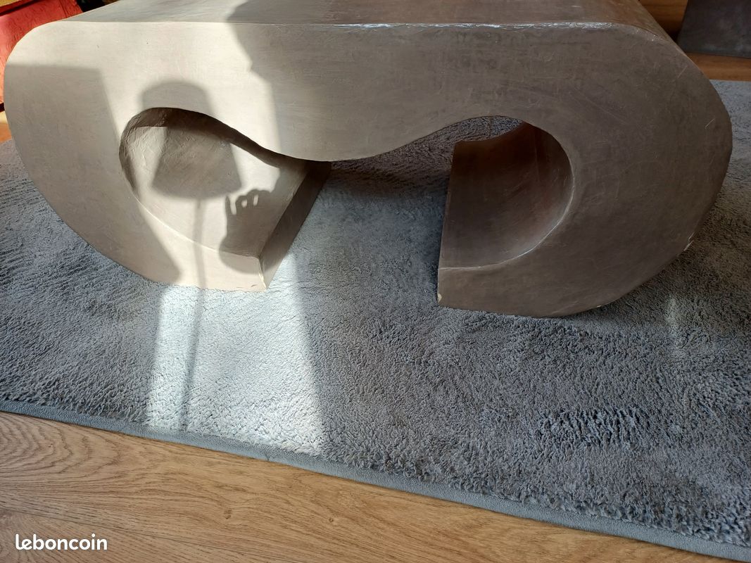 Table salon en carton couleur taupe (image 4)