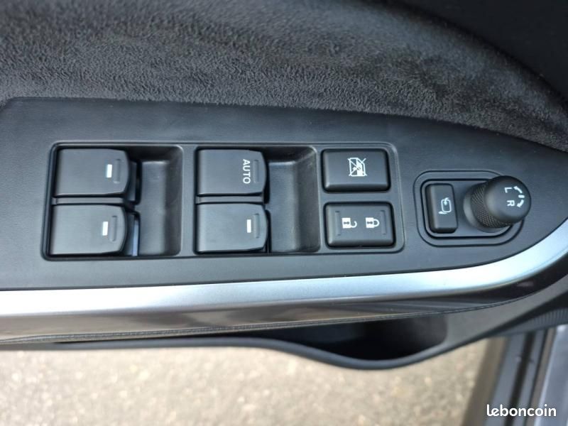 Suzuki Vitara 1.4 Boosterjet Hybrid 110ch Style Auto MY25 (image 16)