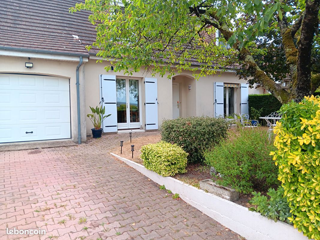 Maison 6 pièces 117 m² · à Montbazon · 117 m² · 327 499 €