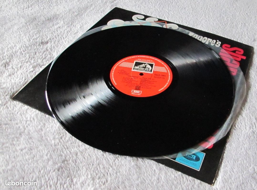 Rare vinyle - Pressage Inde - Tagore's Shap Mochan - Suchitra Mitra / Hemanta Mukherjee (image 3)
