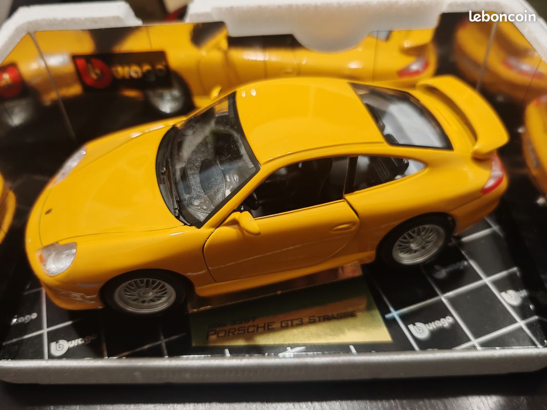 Porsche 911 996 GT3 Strasse - Burago - 1/18 - En boite (image 4)